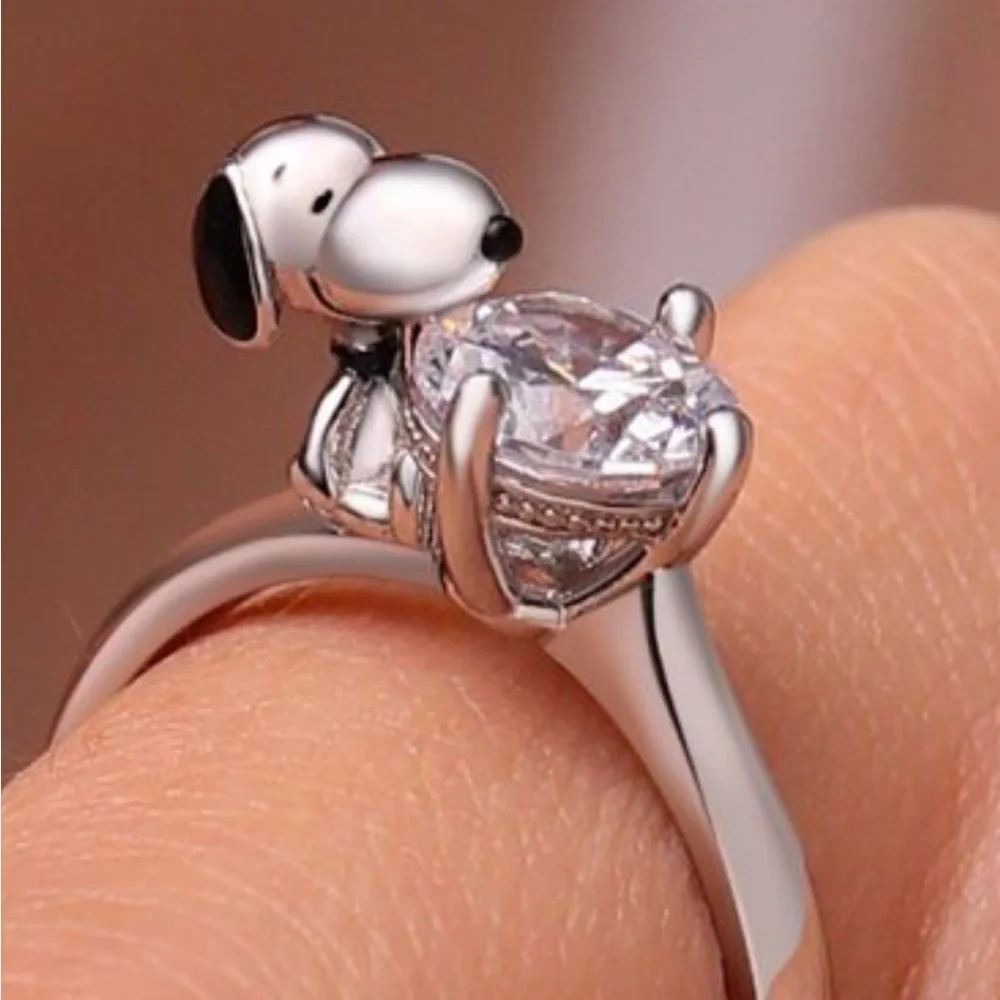 RESTOCKED 925 Sterling Silver Peanuts Snoopy Hugging Diamond Solitaire Ring - Picture 3 of 6